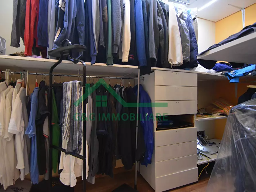 Immagine 35 di Villa in vendita  in Via Milano a Mascalucia