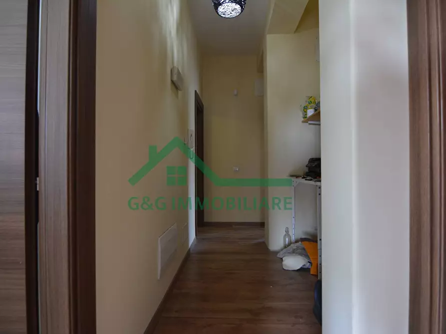 Immagine 44 di Villa in vendita  in Via Milano a Mascalucia