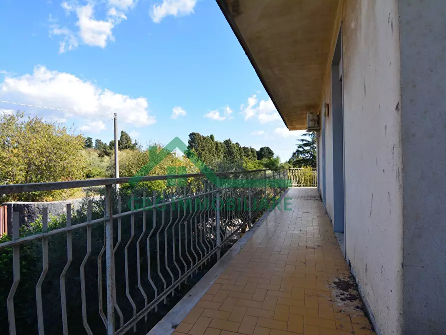 Immagine 55 di Villa in vendita  in Via Milano a Mascalucia