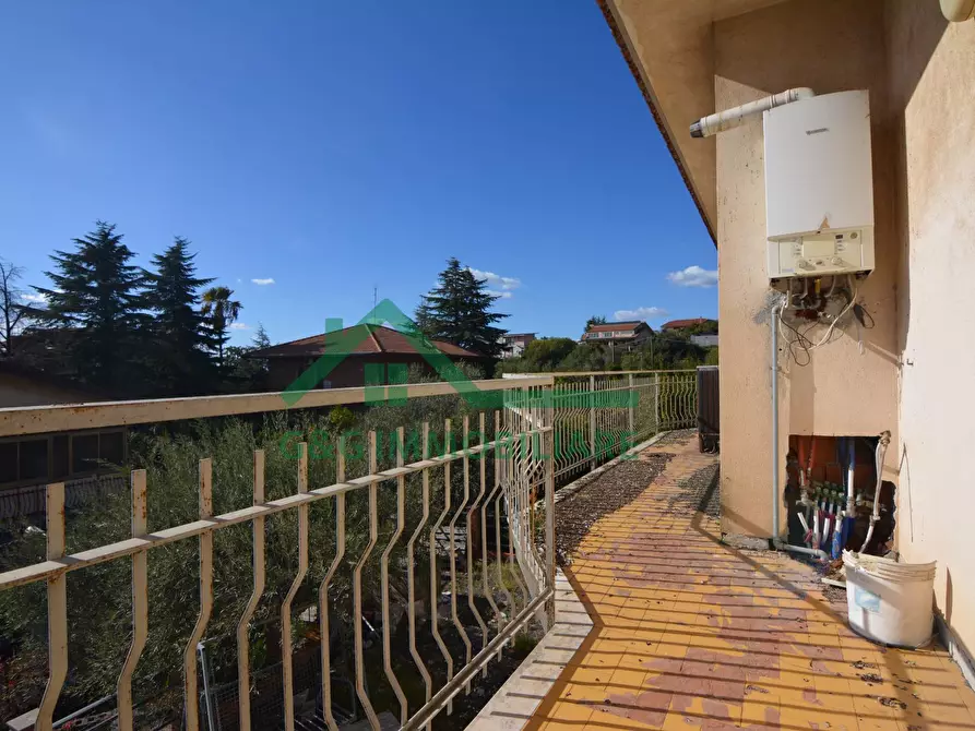 Immagine 61 di Villa in vendita  in Via Milano a Mascalucia