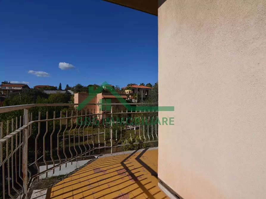 Immagine 65 di Villa in vendita  in Via Milano a Mascalucia