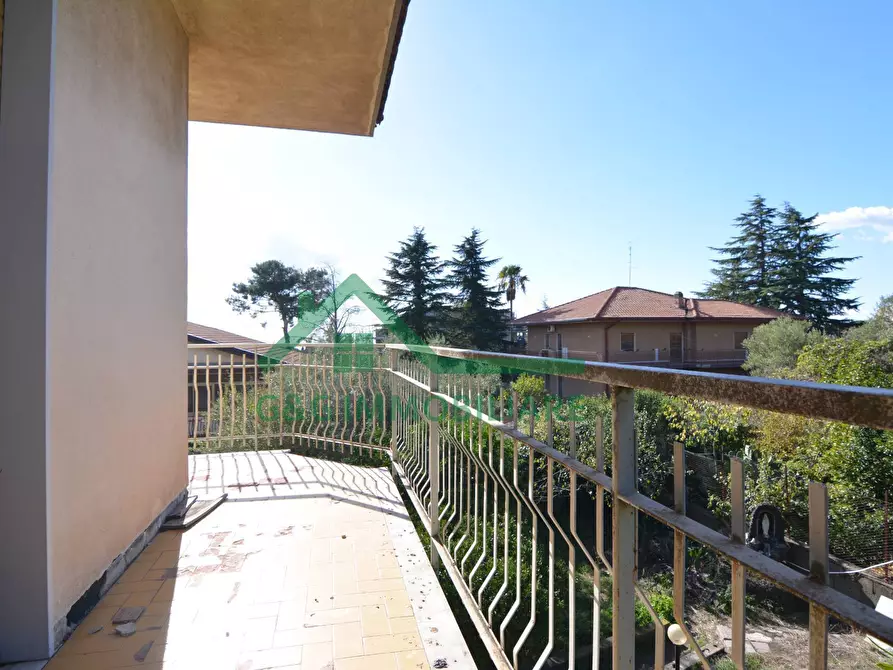 Immagine 67 di Villa in vendita  in Via Milano a Mascalucia