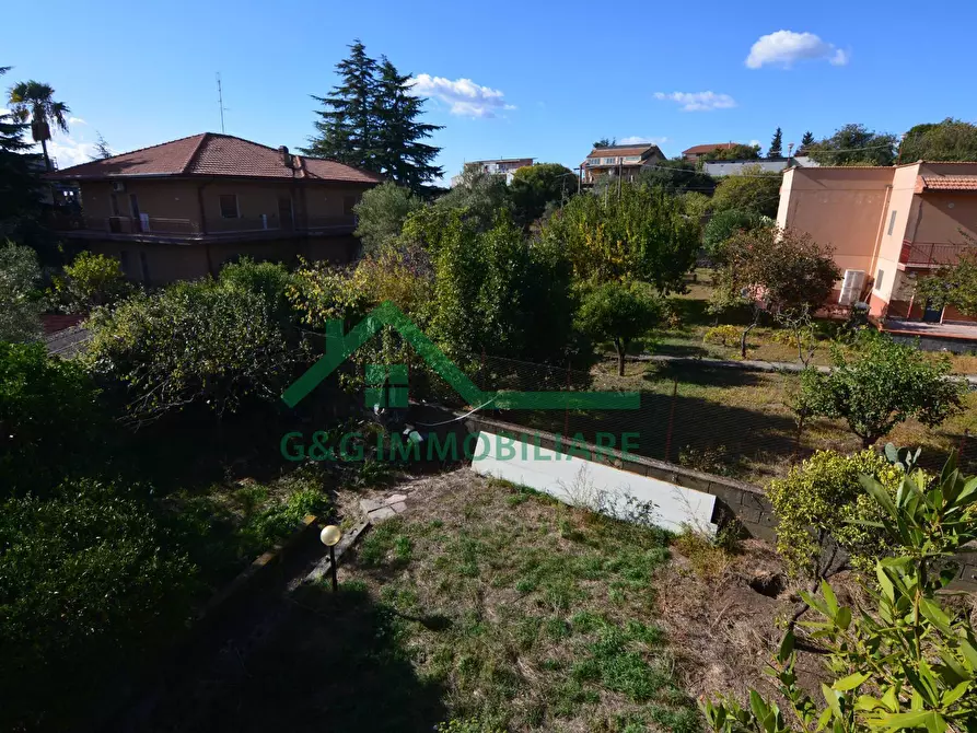 Immagine 68 di Villa in vendita  in Via Milano a Mascalucia