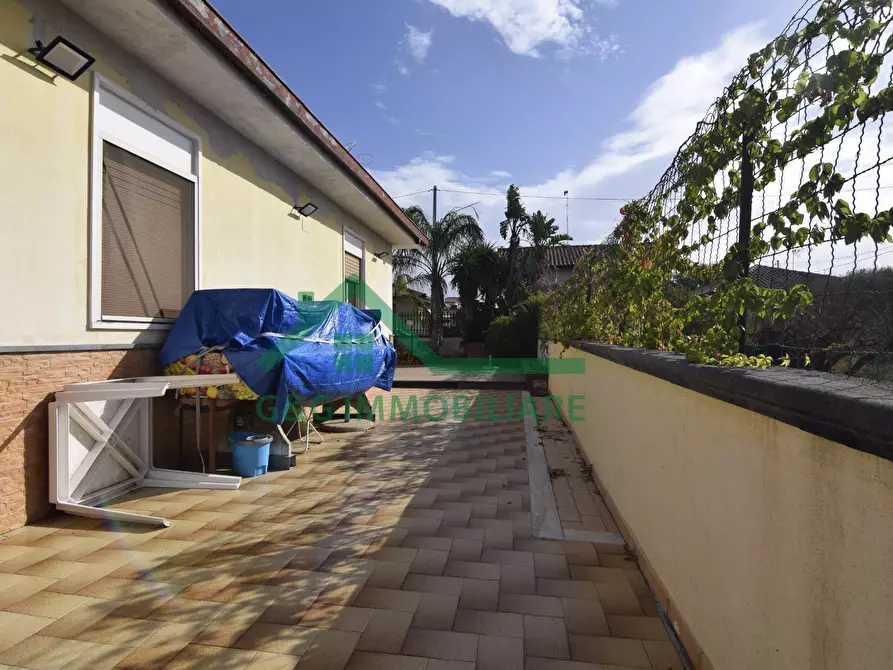 Immagine 9 di Casa indipendente in vendita  in Via Celidonia a Catania