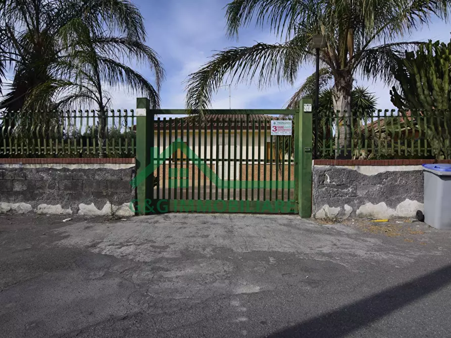 Immagine 40 di Casa indipendente in vendita  in Via Celidonia a Catania