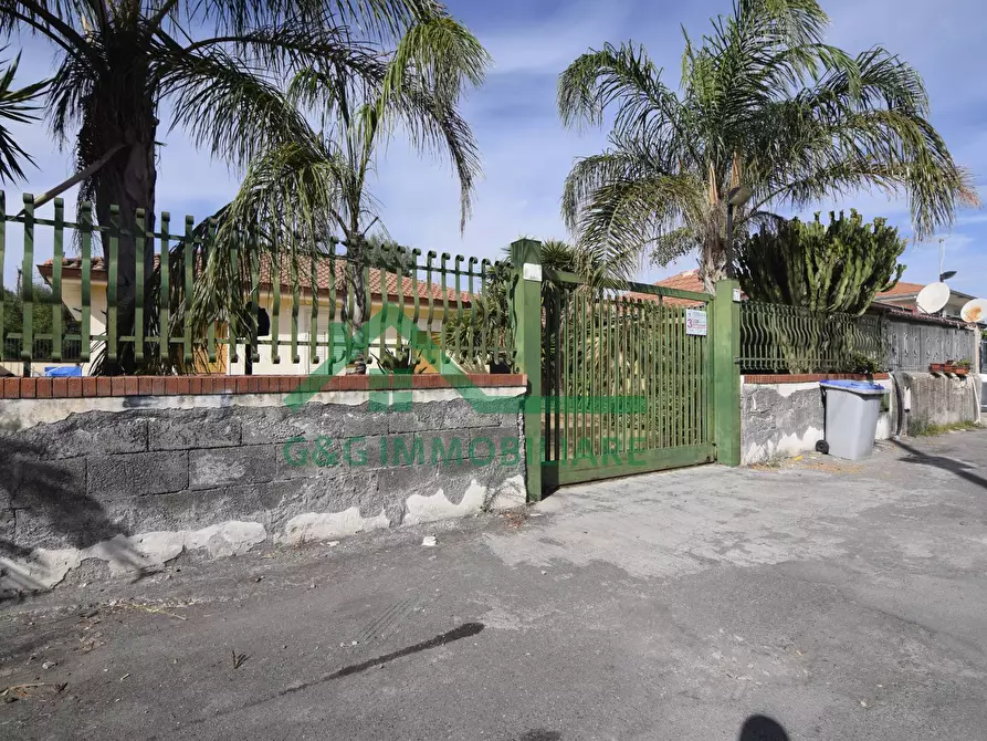 Immagine 41 di Casa indipendente in vendita  in Via Celidonia a Catania