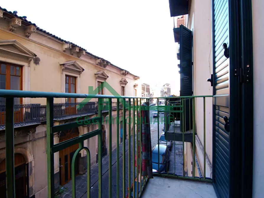 Immagine 35 di Appartamento in vendita  in Via Luigi Capuana a Catania