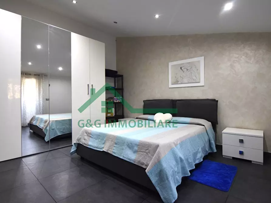 Immagine 32 di Appartamento in vendita  in Via Pietro Maroncelli a Catania