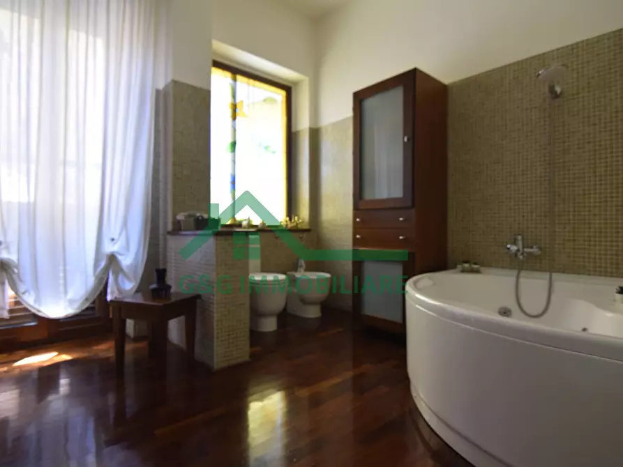 Immagine 34 di Appartamento in vendita  in Via Alessandro Manzoni a Catania