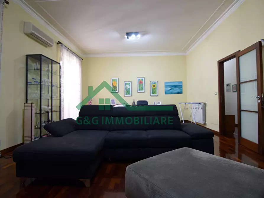 Immagine 17 di Appartamento in vendita  in Via Alessandro Manzoni a Catania