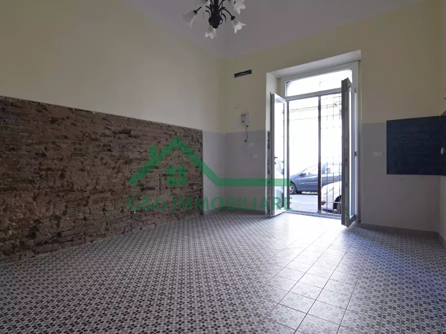 Immagine 1 di Casa indipendente in affitto  in Via Toledo a Catania