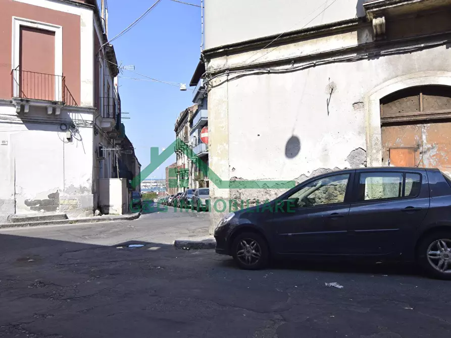 Immagine 18 di Casa indipendente in affitto  in Via Toledo a Catania