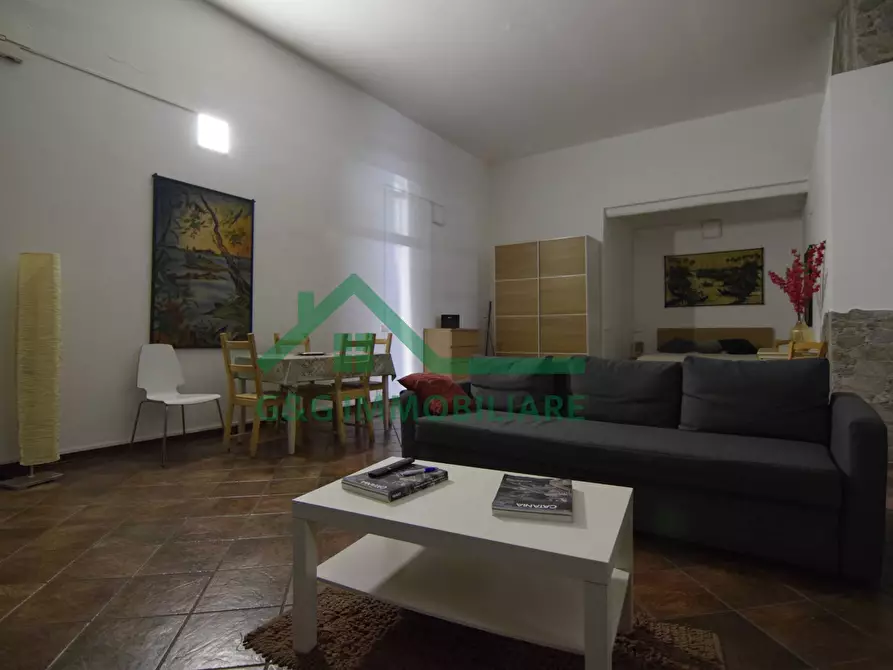 Immagine 5 di Loft/Open space in vendita  in Via Vittorio Emanuele II a Catania