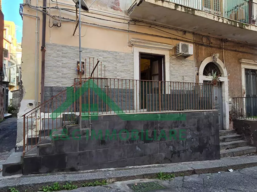 Immagine 1 di Casa indipendente in vendita  in Via Carlo Ardizzone a Catania