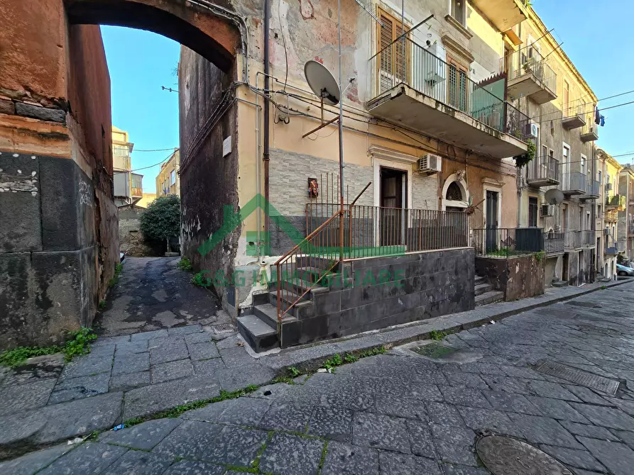 Immagine 2 di Casa indipendente in vendita  in Via Carlo Ardizzone a Catania