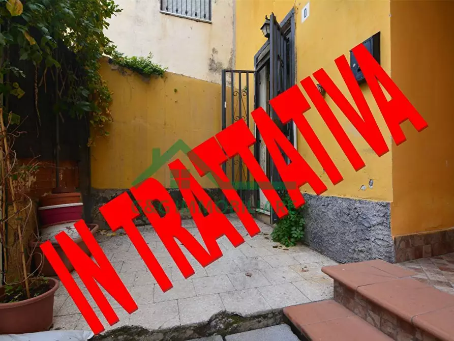 Immagine 1 di Casa indipendente in vendita  in Via Teatro Greco a Catania