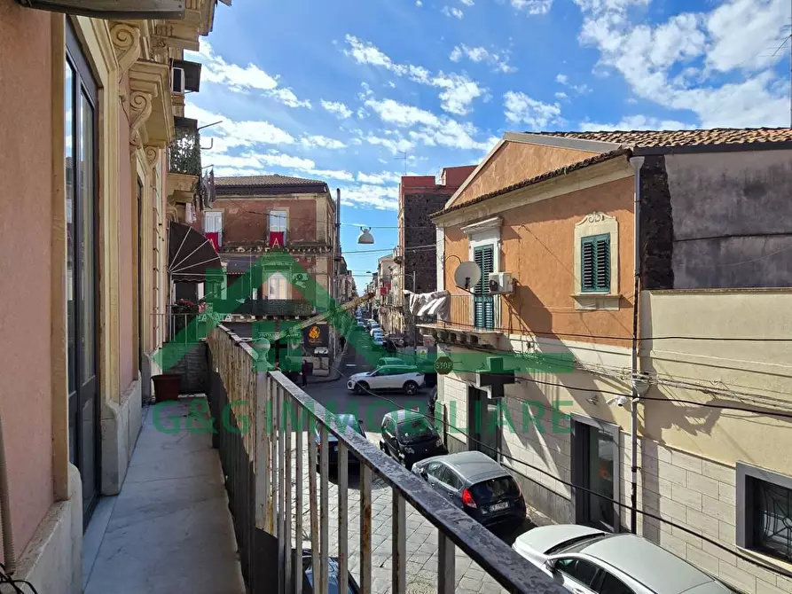Immagine 18 di Appartamento in vendita  in Via Santa Maria Dell'aiuto a Catania