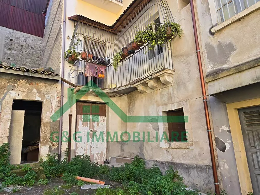 Immagine 69 di Casa indipendente in vendita  in Via Gioacchino Rossini a Lentini