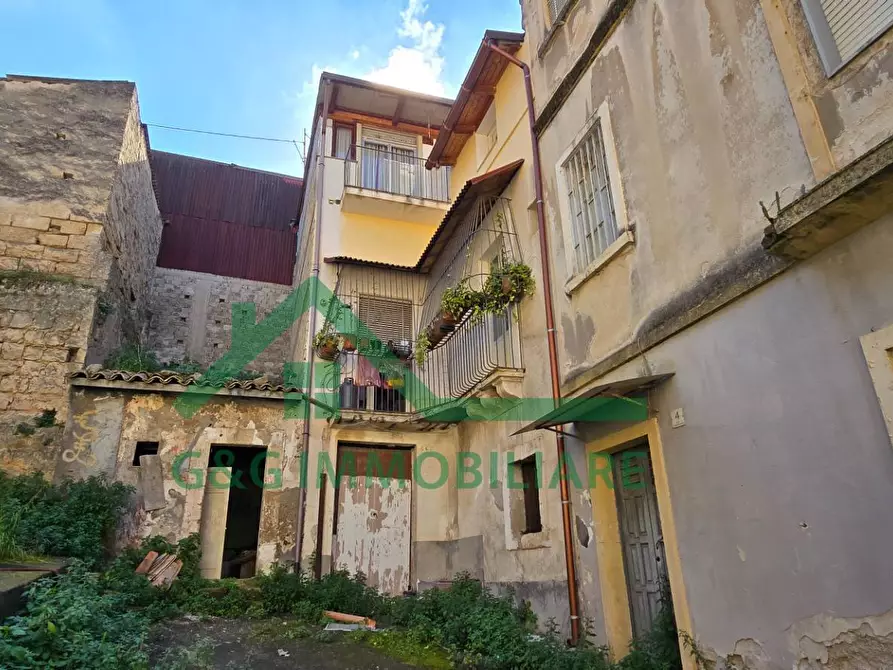 Immagine 73 di Casa indipendente in vendita  in Via Gioacchino Rossini a Lentini