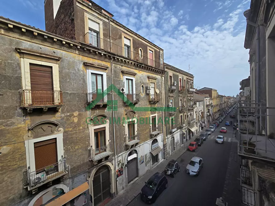 Immagine 14 di Appartamento in vendita  in Via Giuseppe Garibaldi a Catania