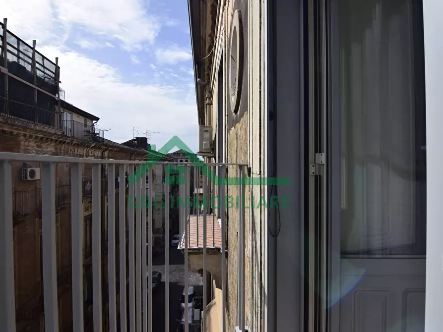 Immagine 26 di Appartamento in vendita  in Via Vittorio Emanuele II a Catania