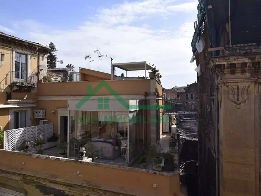 Immagine 37 di Appartamento in vendita  in Via Vittorio Emanuele II a Catania