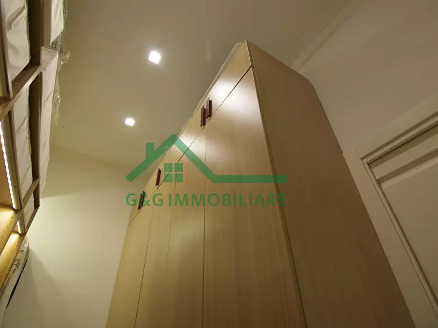 Immagine 55 di Appartamento in vendita  in Via Vittorio Emanuele II a Catania