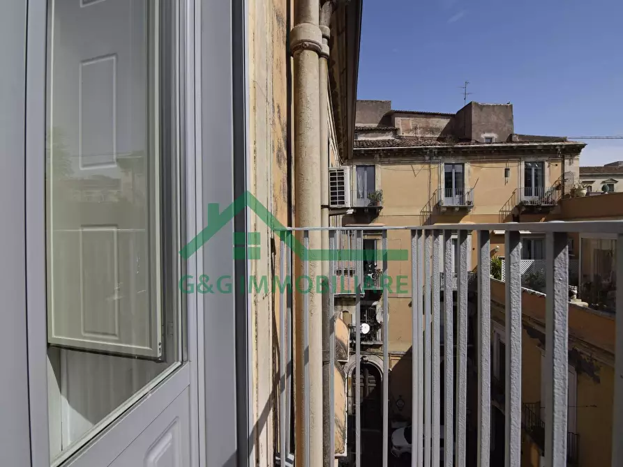 Immagine 45 di Appartamento in vendita  in Via Vittorio Emanuele II a Catania