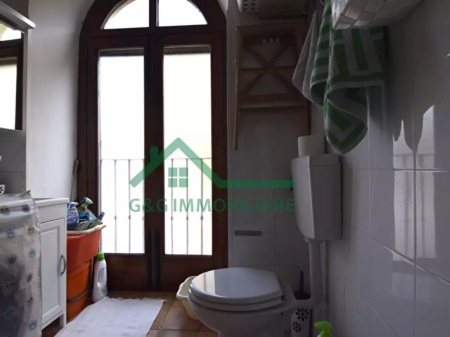 Immagine 19 di Appartamento in vendita  in Via Vittorio Emanuele II a Catania