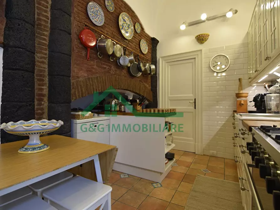 Immagine 16 di Appartamento in vendita  in Via Vittorio Emanuele II a Catania