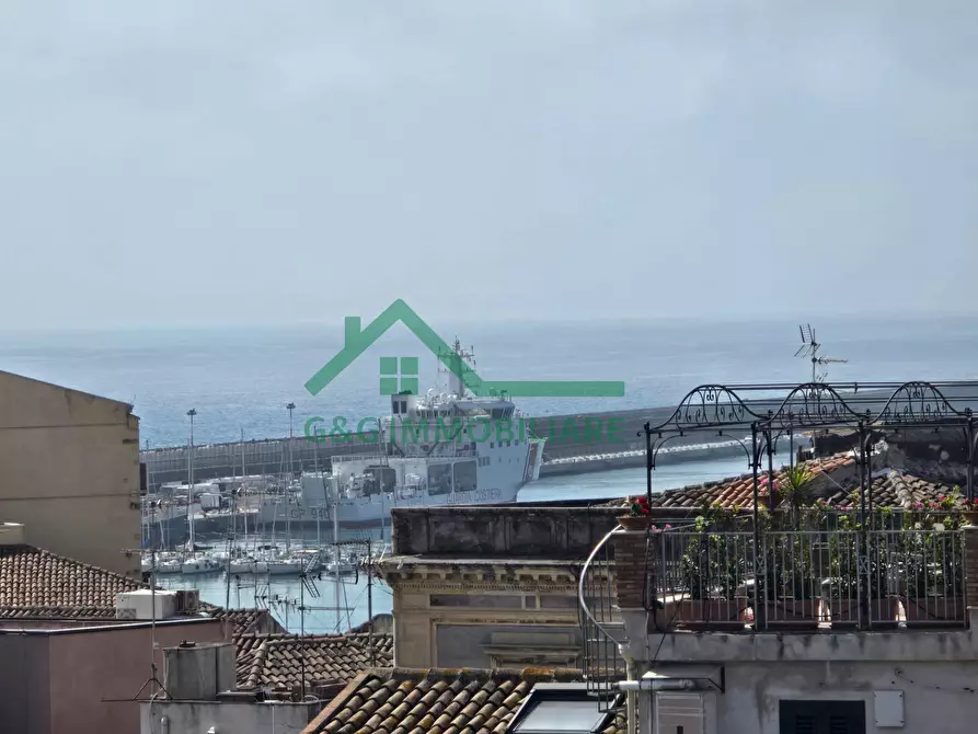 Immagine 23 di Appartamento in affitto  in Piazza Pietro Lupo a Catania