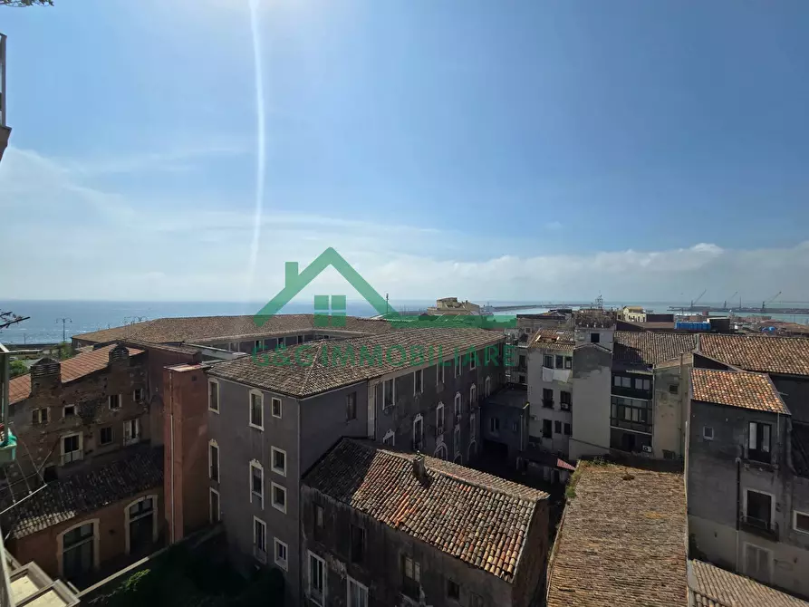 Immagine 48 di Appartamento in affitto  in Piazza Pietro Lupo a Catania