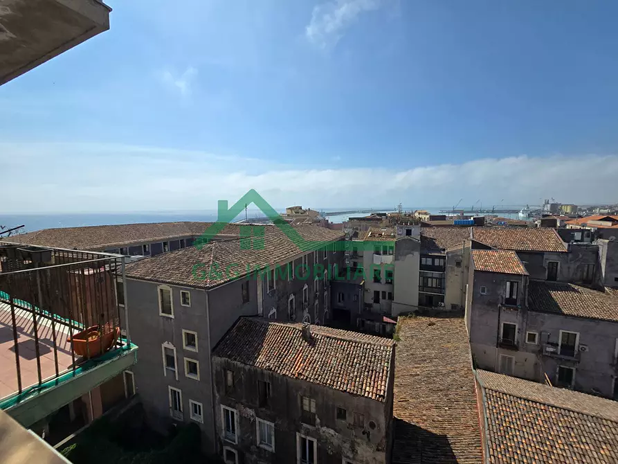 Immagine 65 di Appartamento in affitto  in Piazza Pietro Lupo a Catania