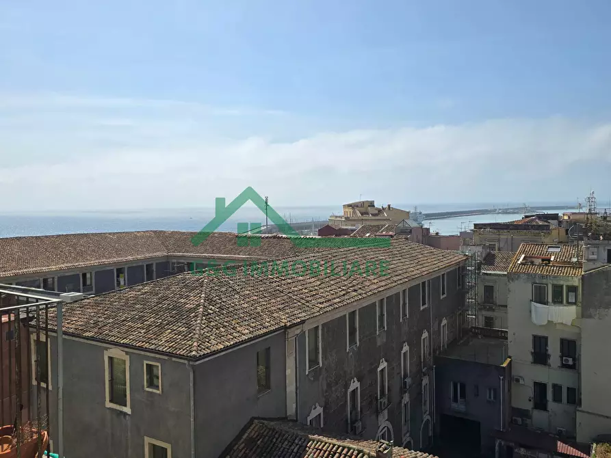 Immagine 68 di Appartamento in affitto  in Piazza Pietro Lupo a Catania