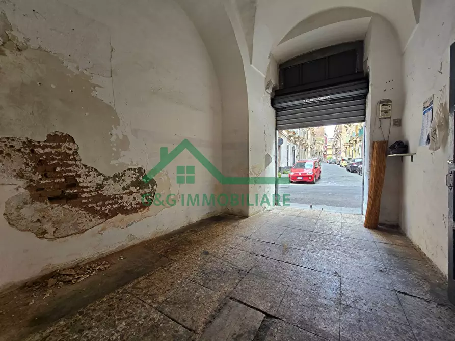 Immagine 4 di Box auto in affitto  in Via Pozzo Canale a Catania