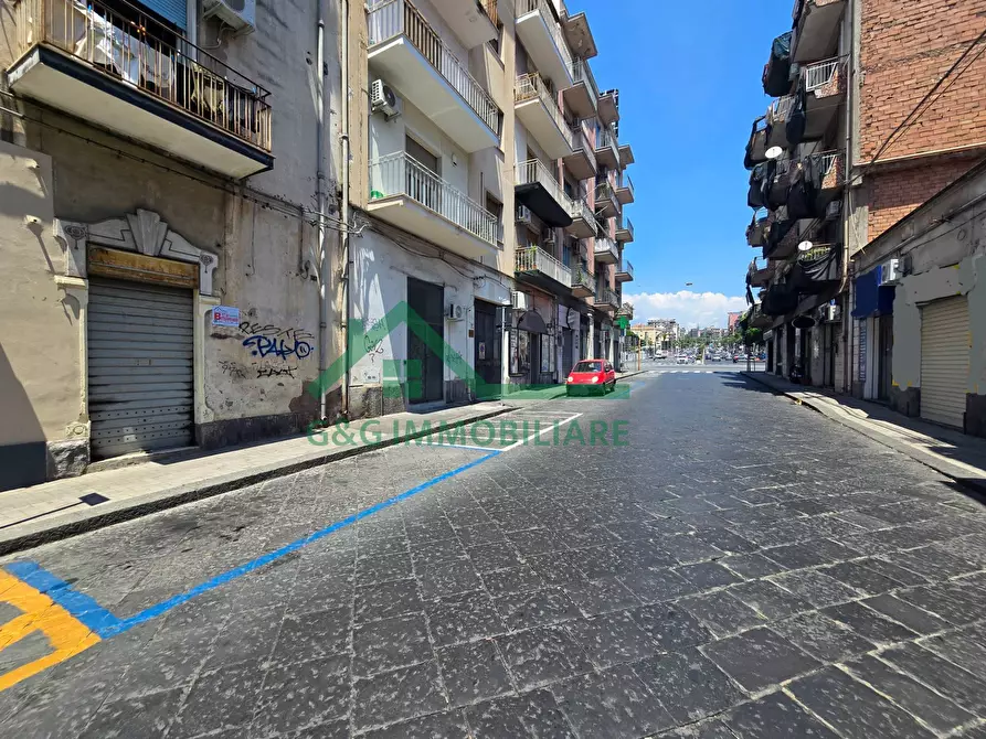 Immagine 1 di Locale commerciale in vendita  in Via Vincenzo Giuffrida a Catania