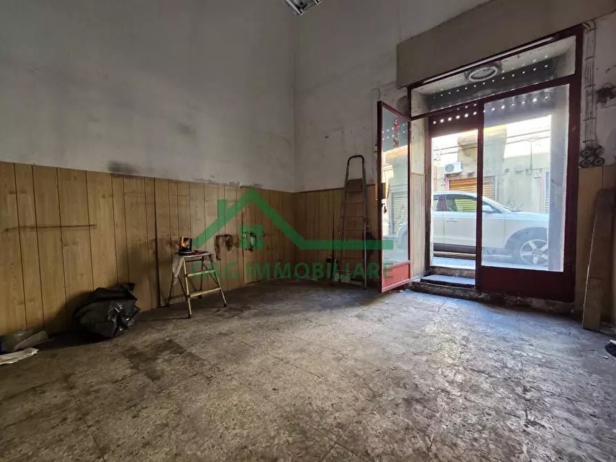 Immagine 28 di Locale commerciale in vendita  in Via Vincenzo Giuffrida a Catania