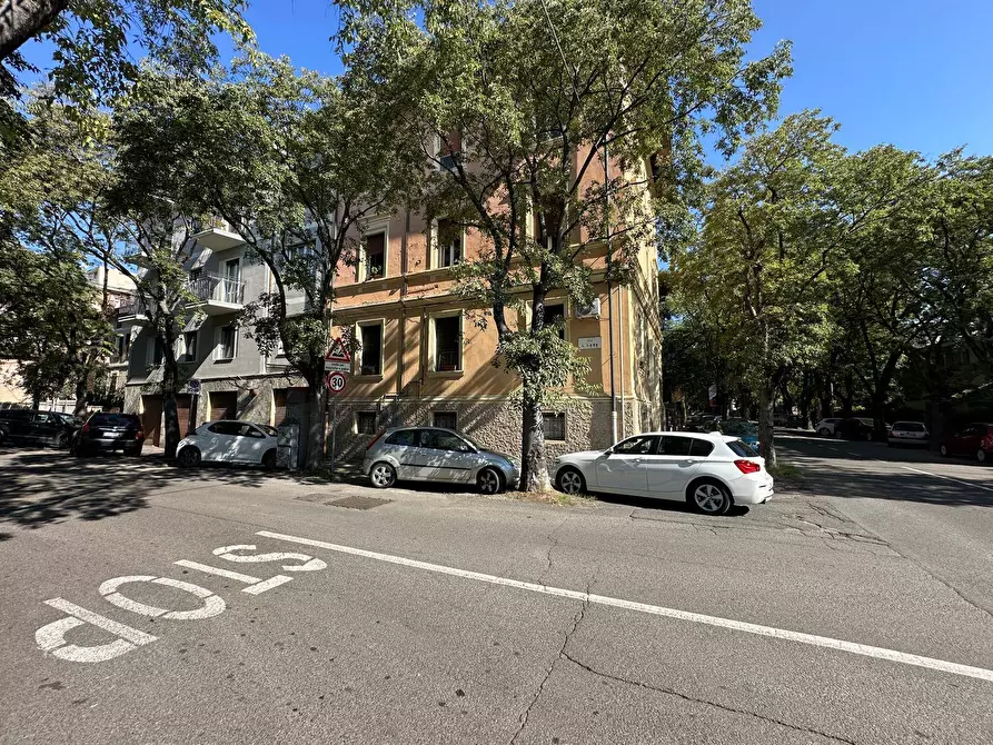 locale commerciale in vendita a Modena in zona Centro Storico