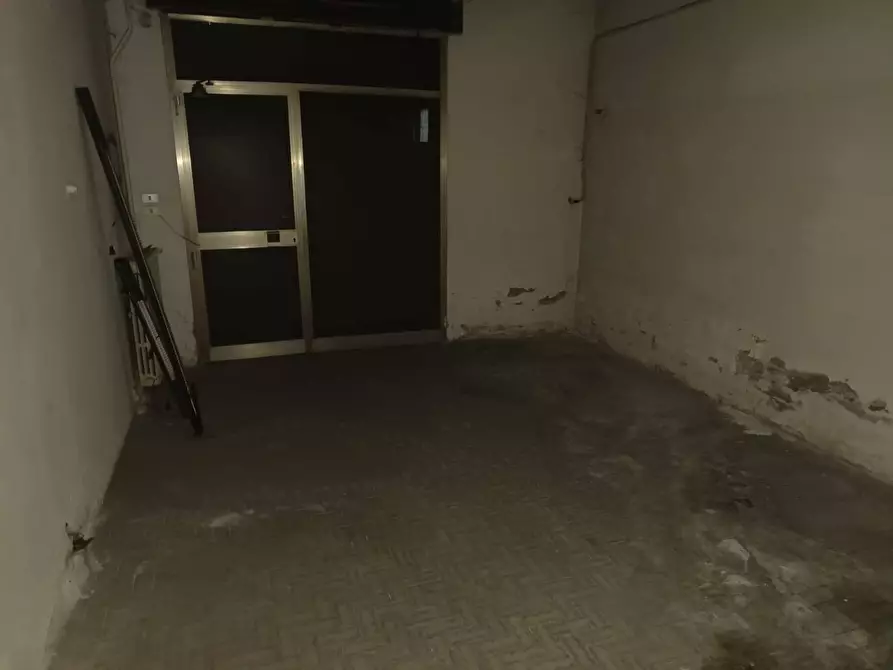 Immagine 34 di Locale commerciale in vendita  in VIA LANA 77 a Modena