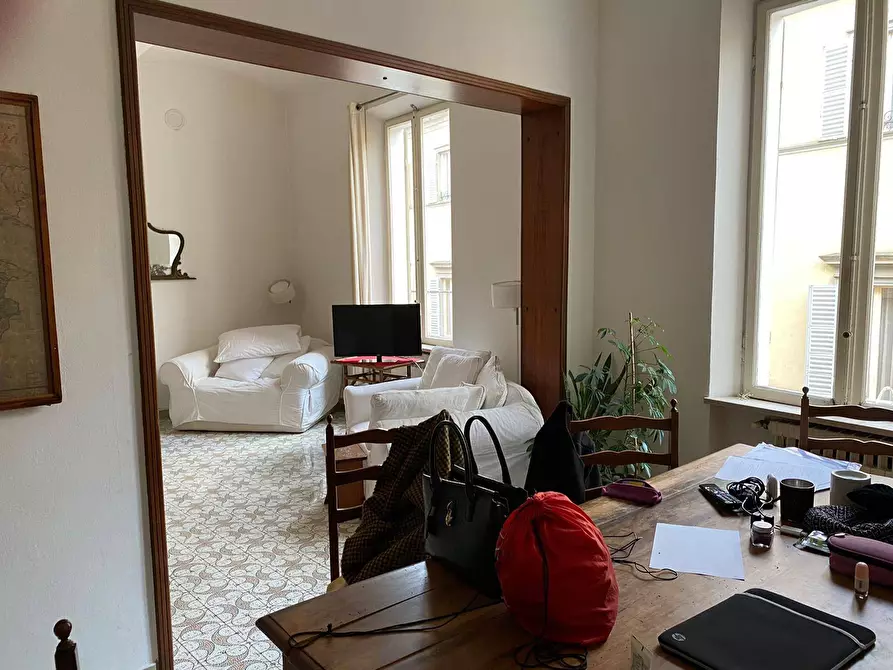 Immagine 5 di Palazzo in vendita  in Via Saragozza a Modena