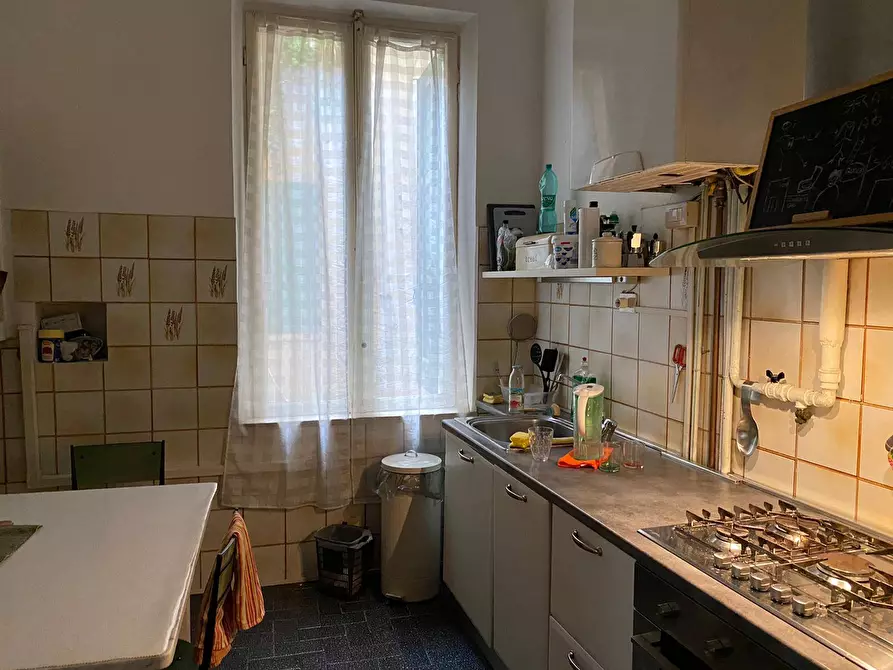 Immagine 11 di Palazzo in vendita  in Via Saragozza a Modena