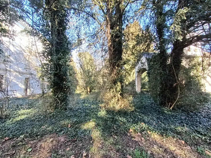 Immagine 7 di Palazzo in vendita  in via provanone 1873 a Crevalcore