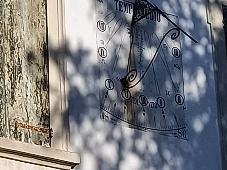 Immagine 10 di Palazzo in vendita  in via provanone 1873 a Crevalcore