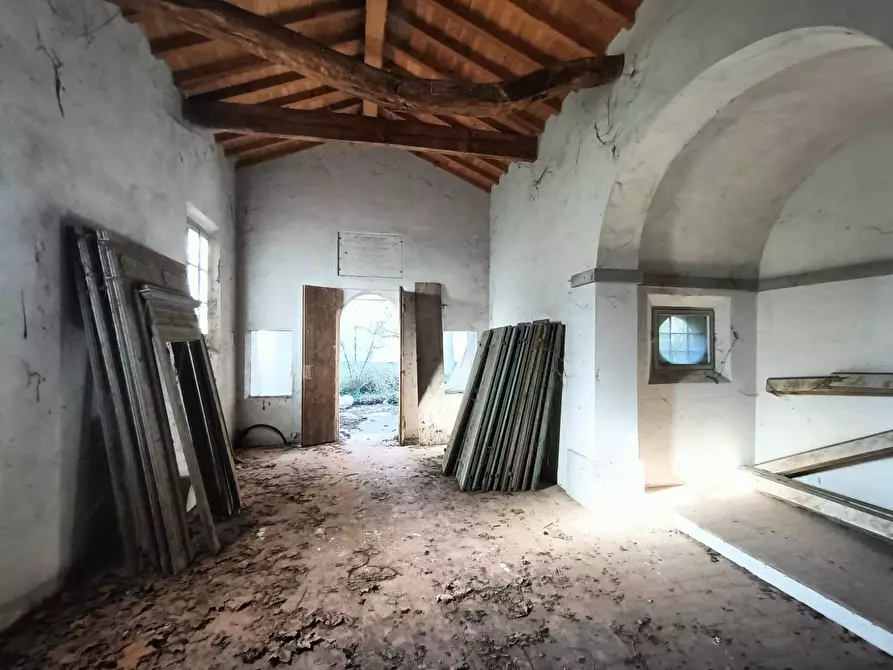 Immagine 12 di Palazzo in vendita  in via provanone 1873 a Crevalcore