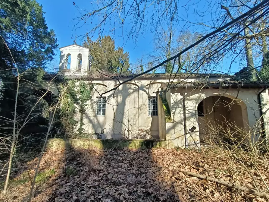 Immagine 13 di Palazzo in vendita  in via provanone 1873 a Crevalcore