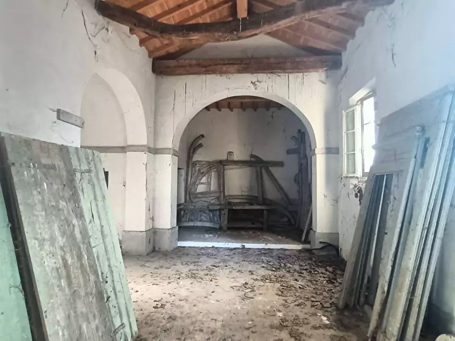 Immagine 18 di Palazzo in vendita  in via provanone 1873 a Crevalcore