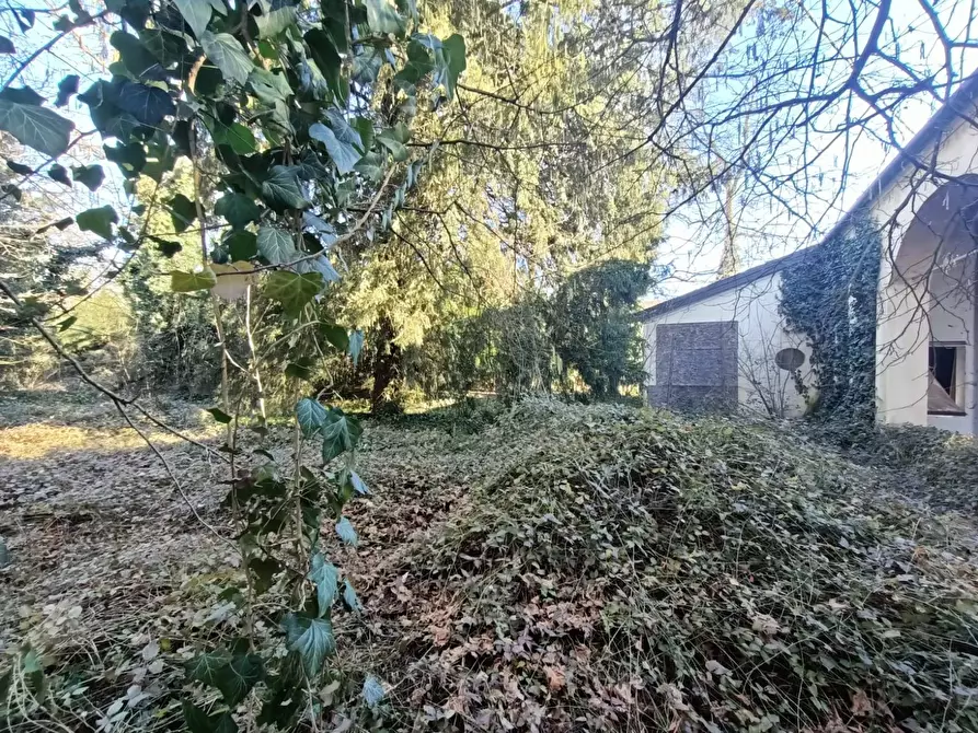 Immagine 20 di Palazzo in vendita  in via provanone 1873 a Crevalcore