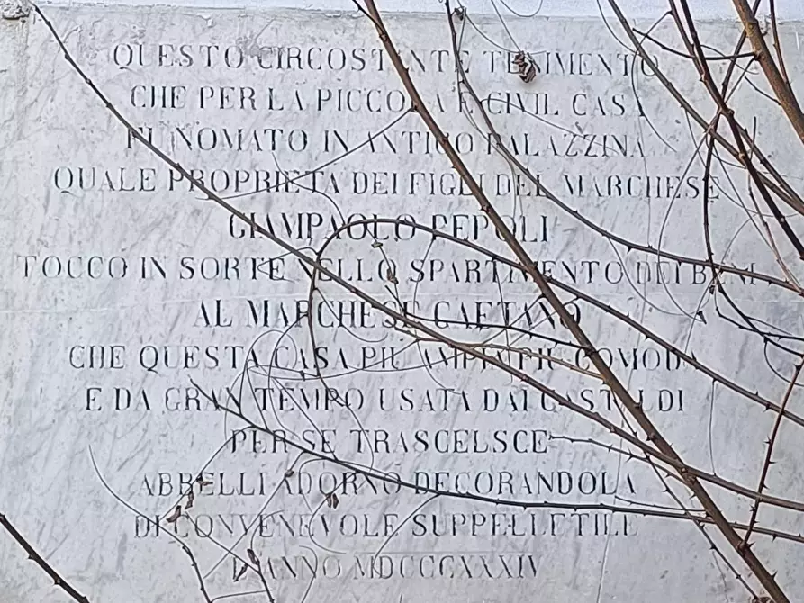 Immagine 38 di Palazzo in vendita  in via provanone 1873 a Crevalcore