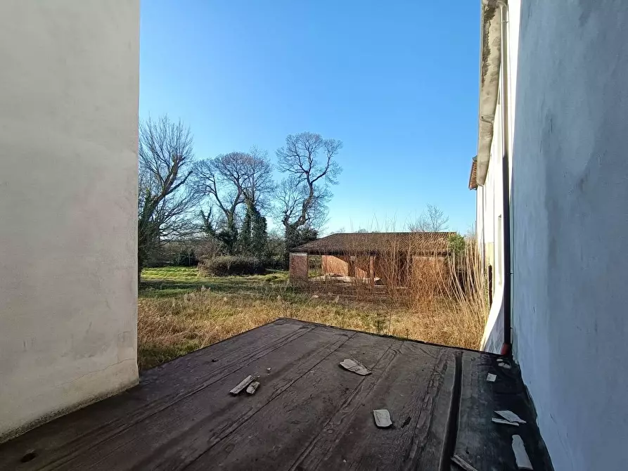 Immagine 50 di Palazzo in vendita  in via provanone 1873 a Crevalcore