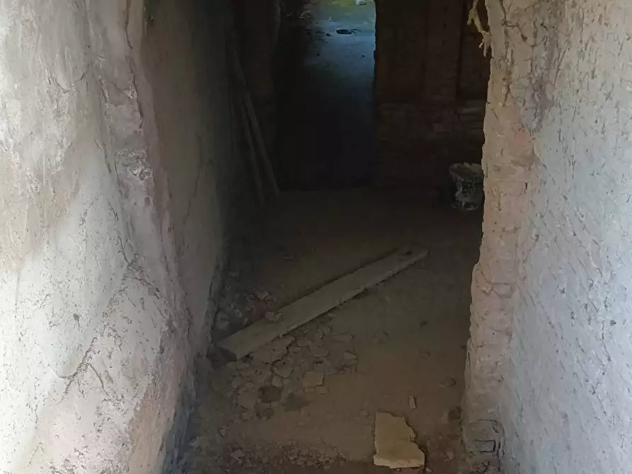 Immagine 57 di Palazzo in vendita  in via provanone 1873 a Crevalcore